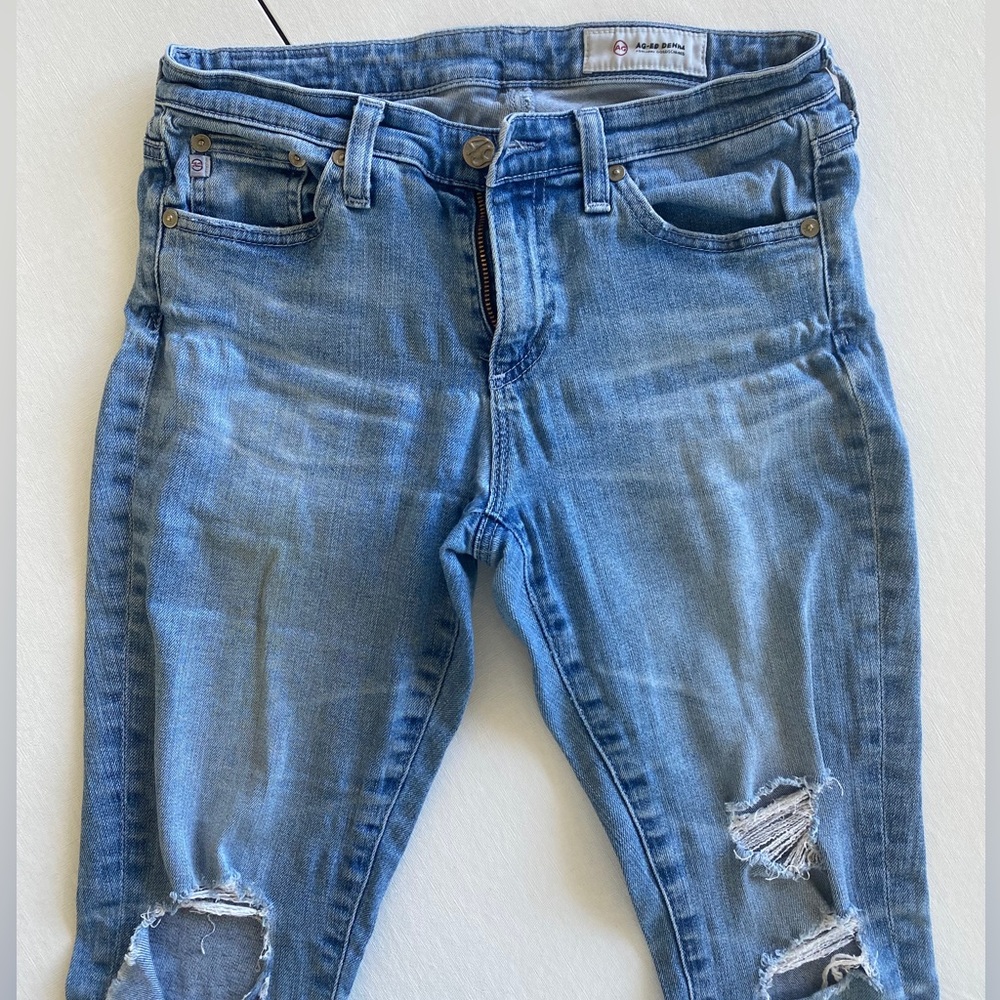 AG Denim Skinny Jeans in Lighter Blue Color w/ Distressed Design Size 26R